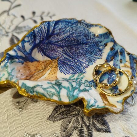 Boite à bagues "Corail", décoration de table, cadeau de Noël, en huitre naturelle, création unique à la main, doré ou bleu océan