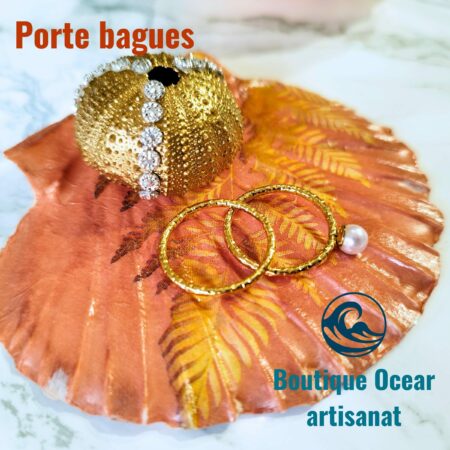 Décoration de table en couvercles de coquilles St Jacques véritables, décorée à la main pour une ambiance rivages pourpres & sous-bois